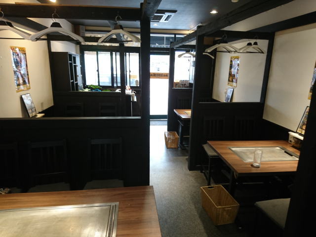 鉄板焼きそば酒場 みっちゃん 店内写真1